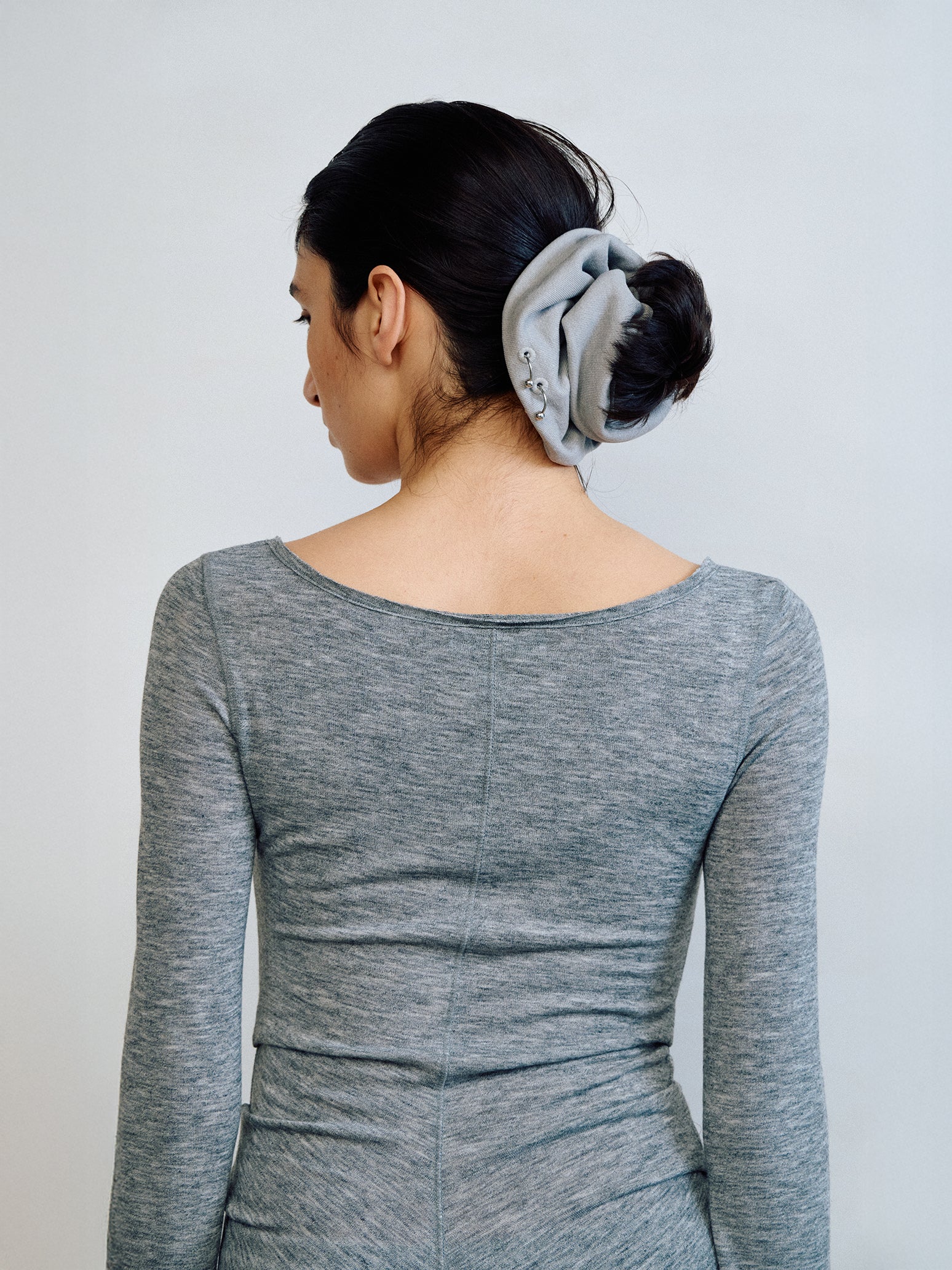 Pierced Sweatshirt Scrunchie – heyep