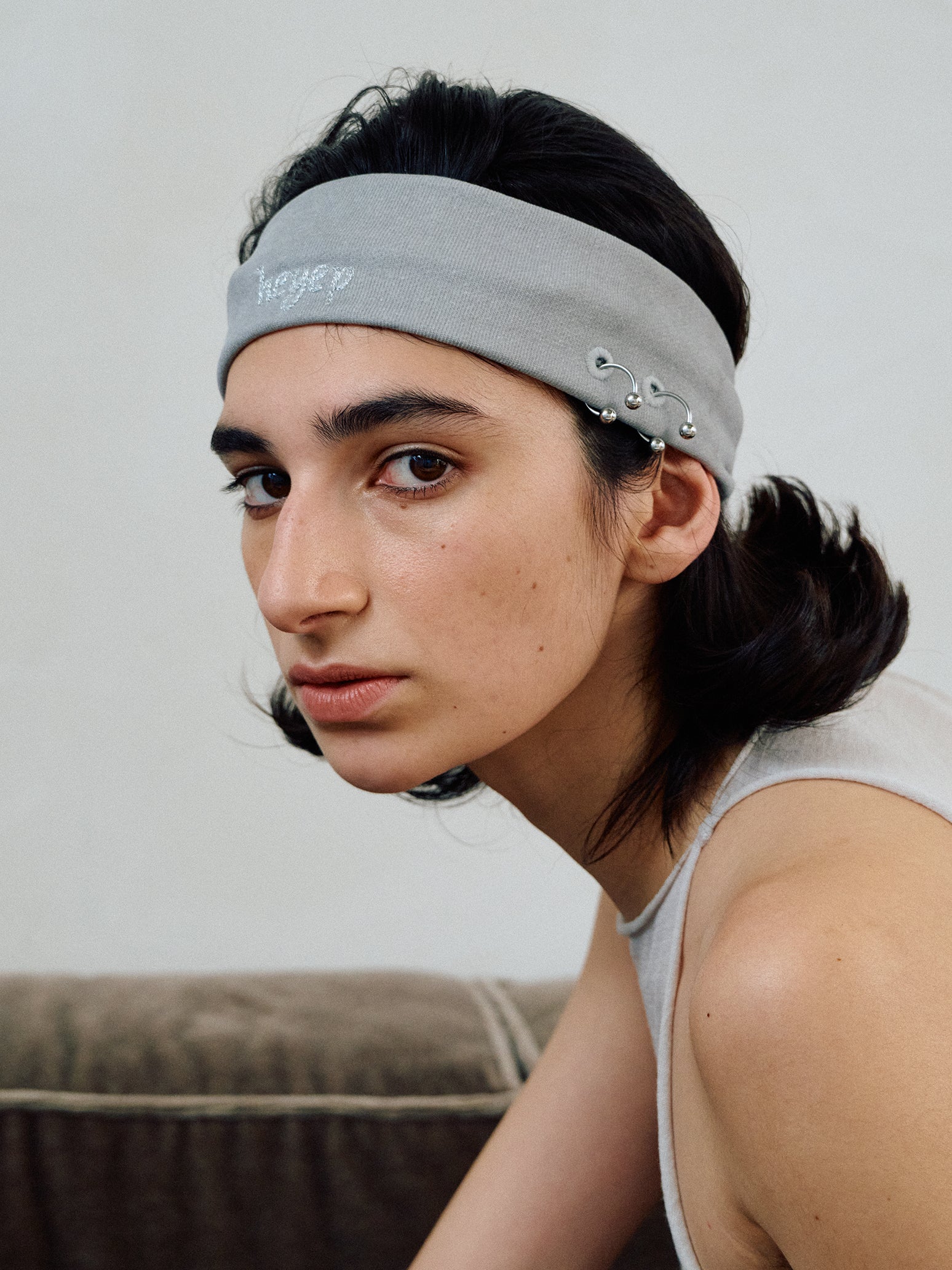 Pierced Sweatshirt Headband – heyep